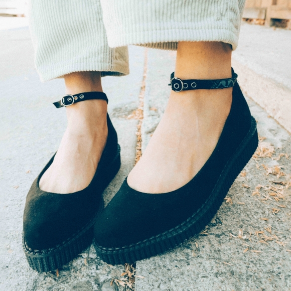 TUK Black Pointed Ballet Ankle Strap Creeper - Picture 6 of 6